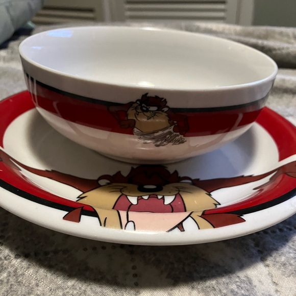 Gibson Looney Tunes Tasmanian Devil Bowl and Plate - Picture 9 of 9